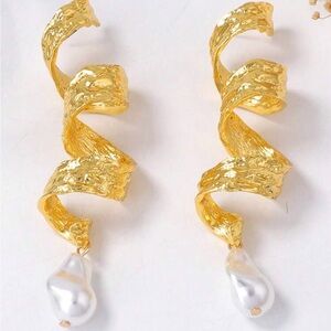 Elegant Gold Spiral Earrings with Pearl Drops